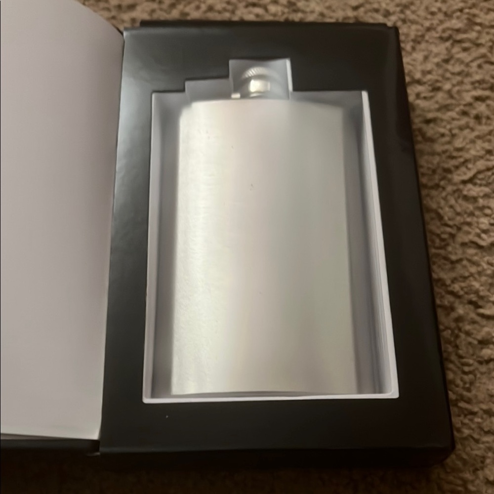 BNIB book flask. - Picture 2 of 4